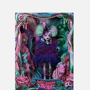 Monster High Sweet Screams Twyla Doll - Purple and Green
